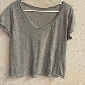 Urbanology Women's Soft Gray V-Neck Short Sleeve Tee